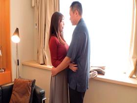 乳首ガン勃ちイキまくり！！欲求不満の淫乱人妻 月に1度の性欲開放日 綾瀬舞菜 サンプル動画サムネイル